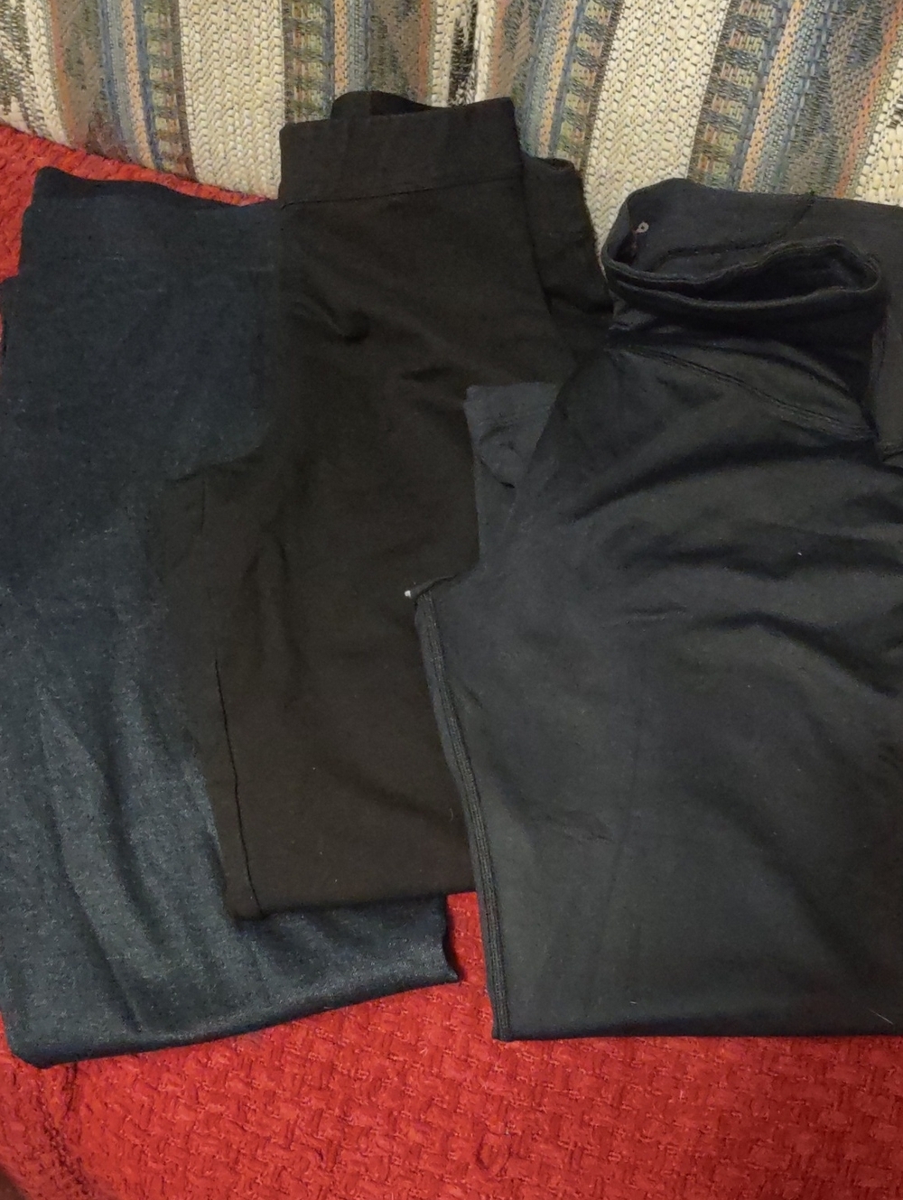 Lot of 3 Pair Casual Stretch Pants in Large & Extra Large (all fit XL) Like New